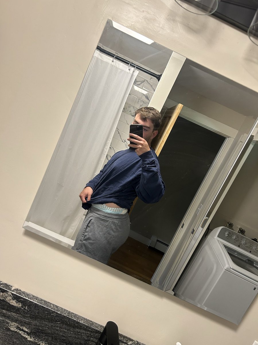 ABDLBuffBaby1's tweet photo. So noticeable but luckily I have a baggy shirt #abdl https://t.co/Dx4vrgEnb3