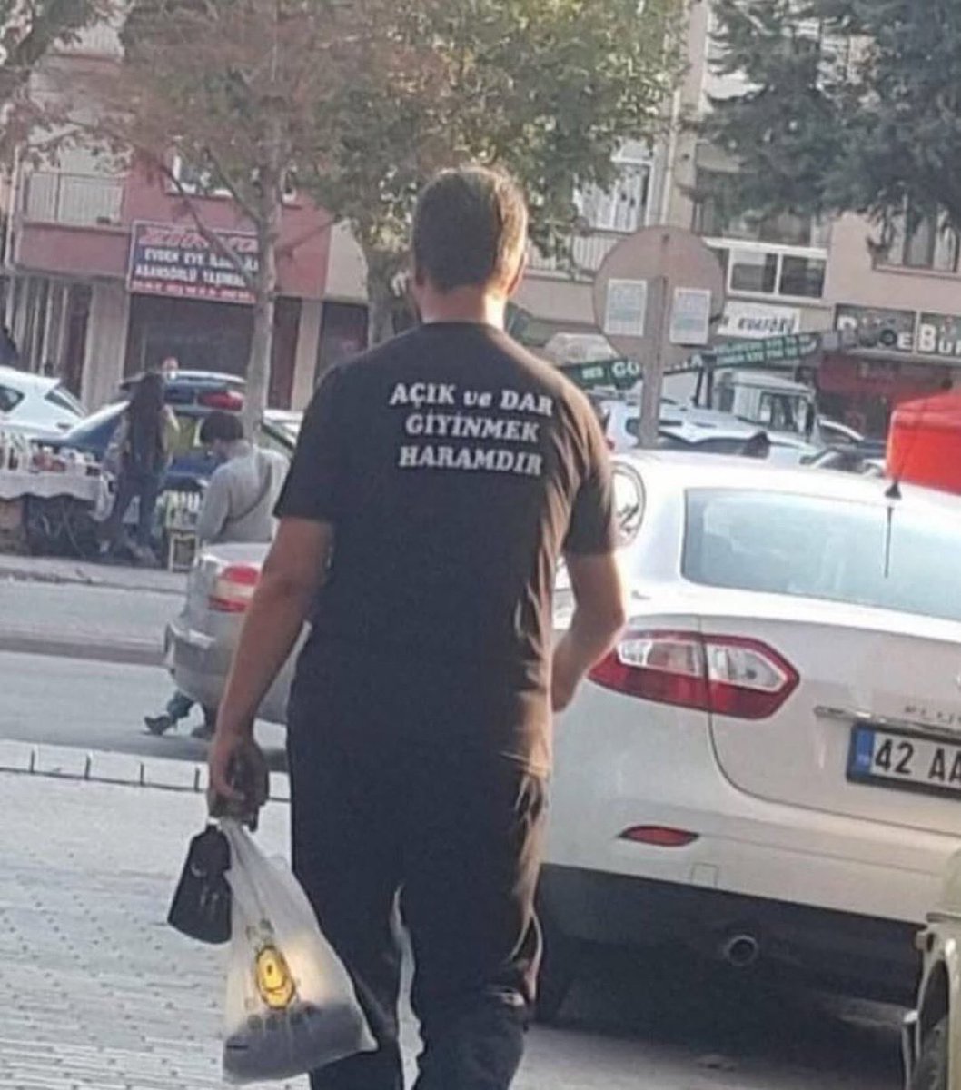 SİYAH SANCAK tweet media