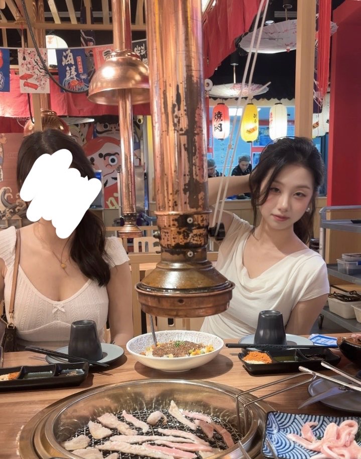 纯情女大学生 tweet media
