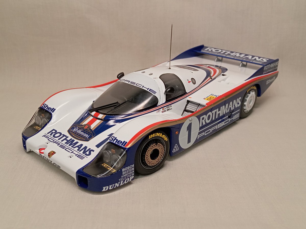 タミヤの1/24ポルシェ956完成。 シュンコーのデカールで1982年ル・マン 