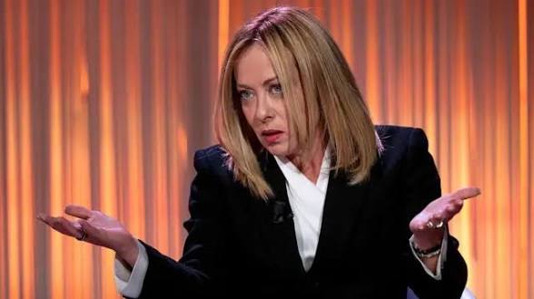 Martina Morena. tweet media