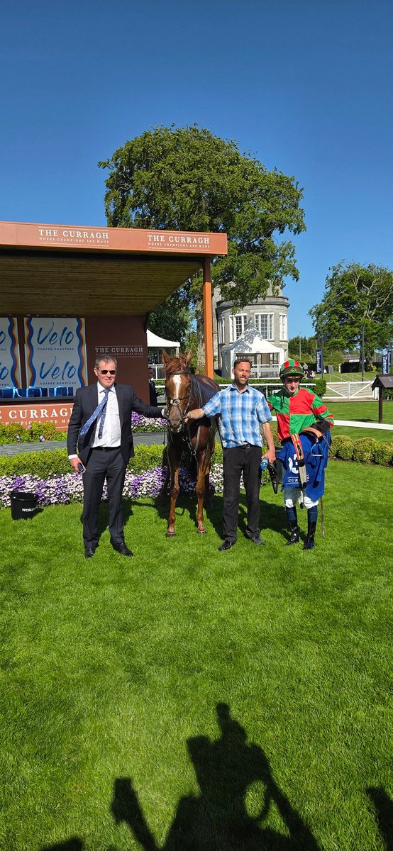 IrishRacing365's tweet photo. Pretty Omagh Girl wins for trainer Andy Oliver @curraghrace https://t.co/sJfF57gSsu