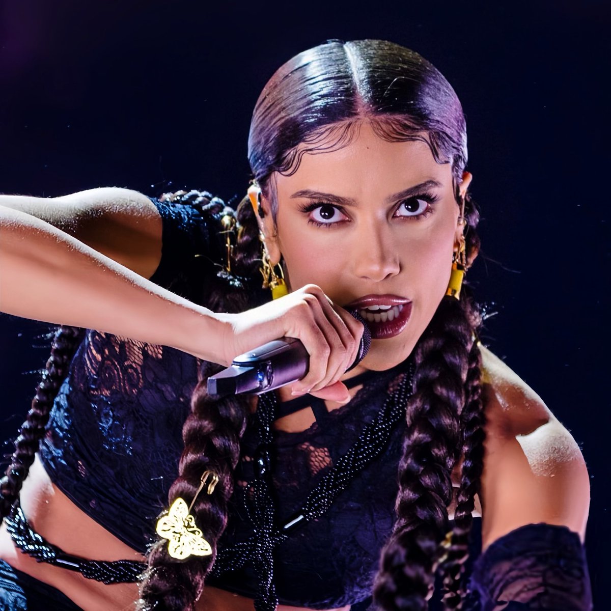 Fonte Anitta tweet media