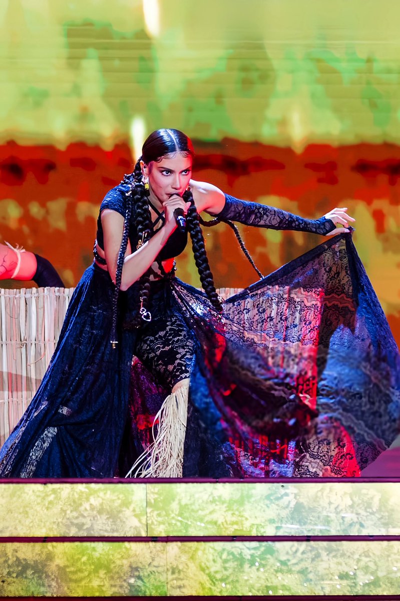 Fonte Anitta tweet media