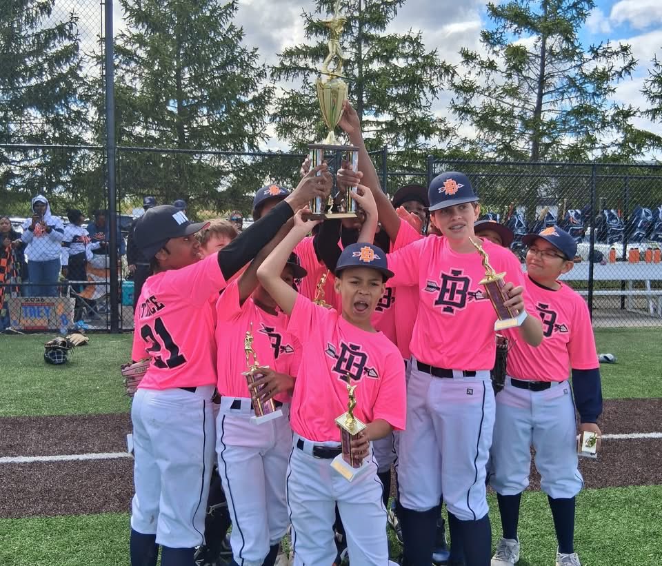 GameApparelUsa's tweet photo. Indians Baseball Club - 12U CHAMPS!!! Check out those pink jerseys featuring each moms name on the back 🔥⚾️🏆
We do things differently. Email brian@gbrandusa.com and show up in style.
https://t.co/3qw3i5tcsR
#PoweredByG #LookGoodPlayGood #TeamJerseys #WeGotGame #GBRAND https://t.co/ZxsnlJEZ9I