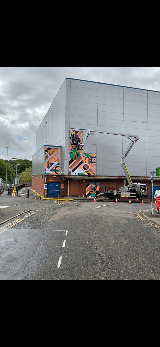 ChelseaVicare10's tweet photo. They are replacing the new car park entrance sign down In Newcastle https://t.co/2oBfGeaoxz