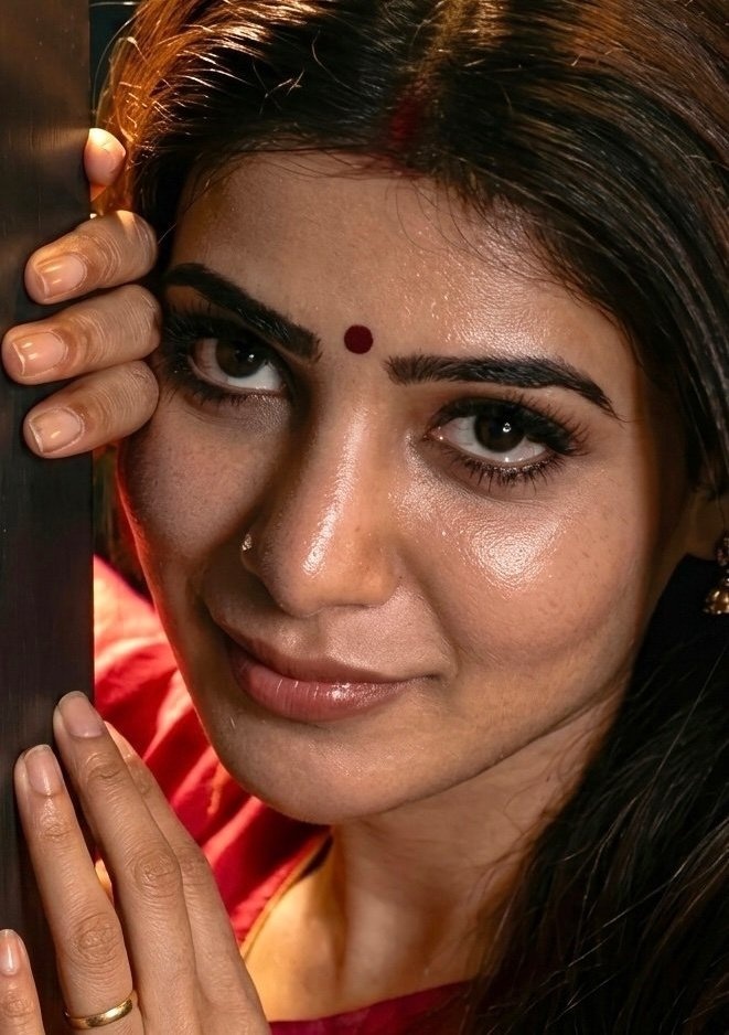 actress World tweet media