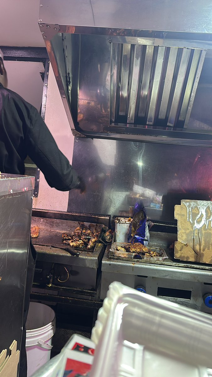 begottensun's tweet photo. Duncan’s at Carpe is the best food. Hands down. My GOD!!!!!’ https://t.co/H5O6muPkRq