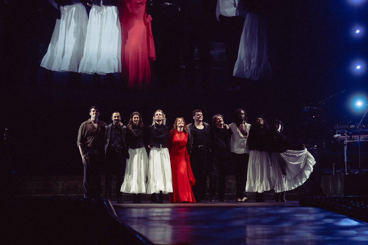 Florence + the Machine tweet media