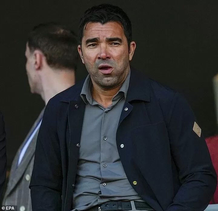Coby_Ken's tweet photo. As a Barça fan, who gave you more joy? 

•Mateu Alemany?
•Deco? https://t.co/NuQzXsouHQ