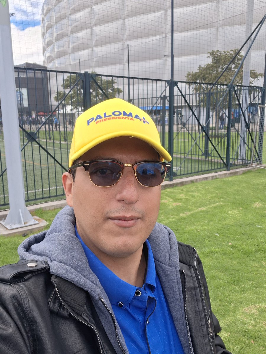 Andrés tweet media