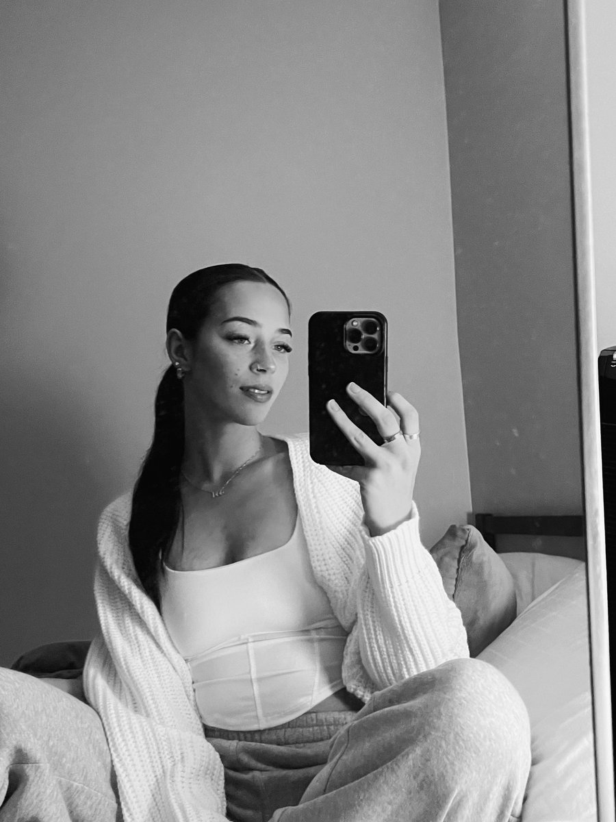caityy🧸 tweet media