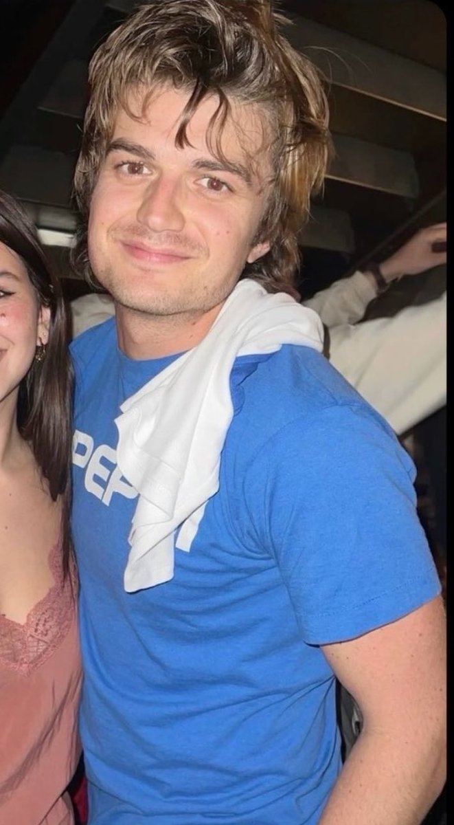 pepsi shirt tweet media