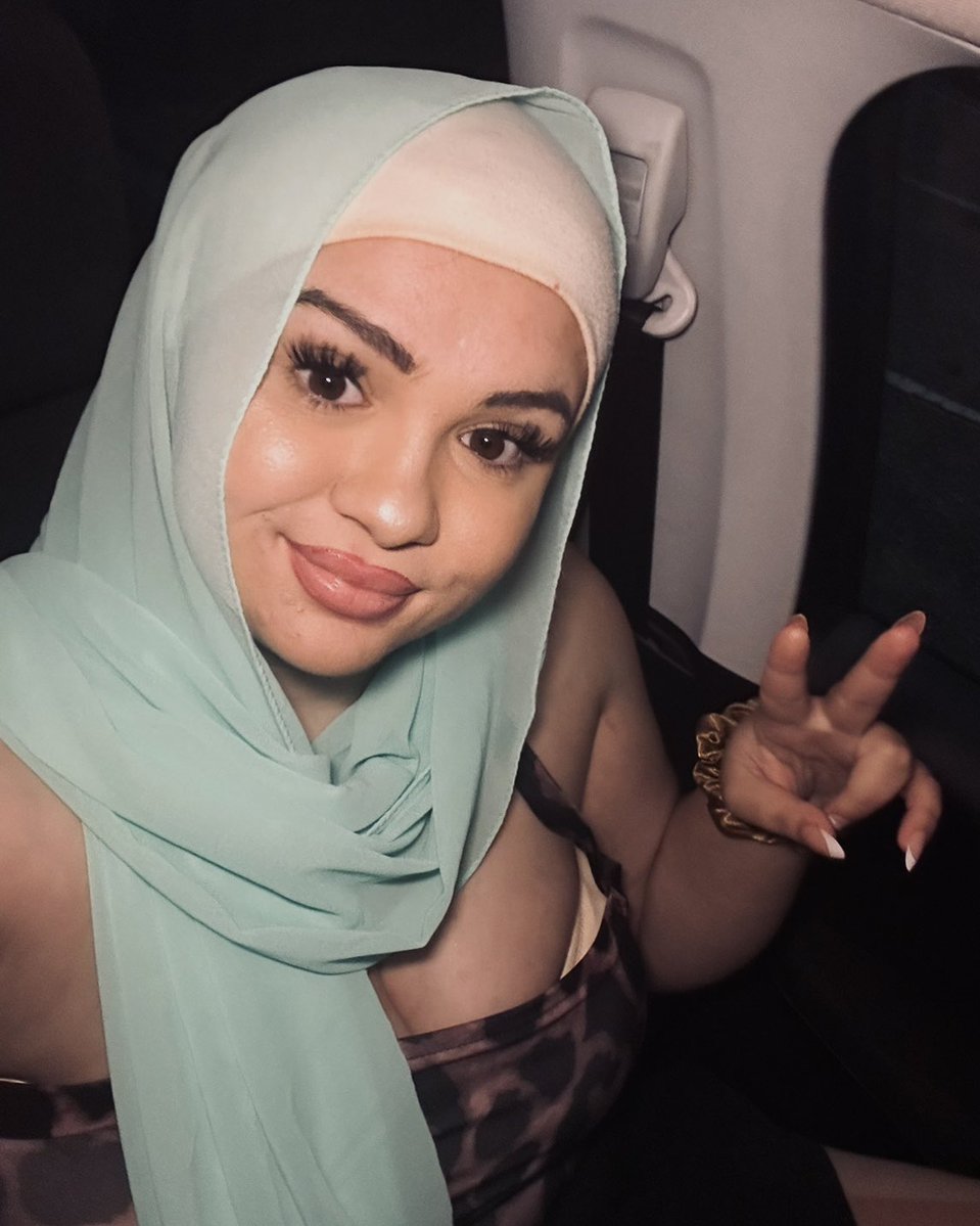 alya hijabi 🧕 tweet media