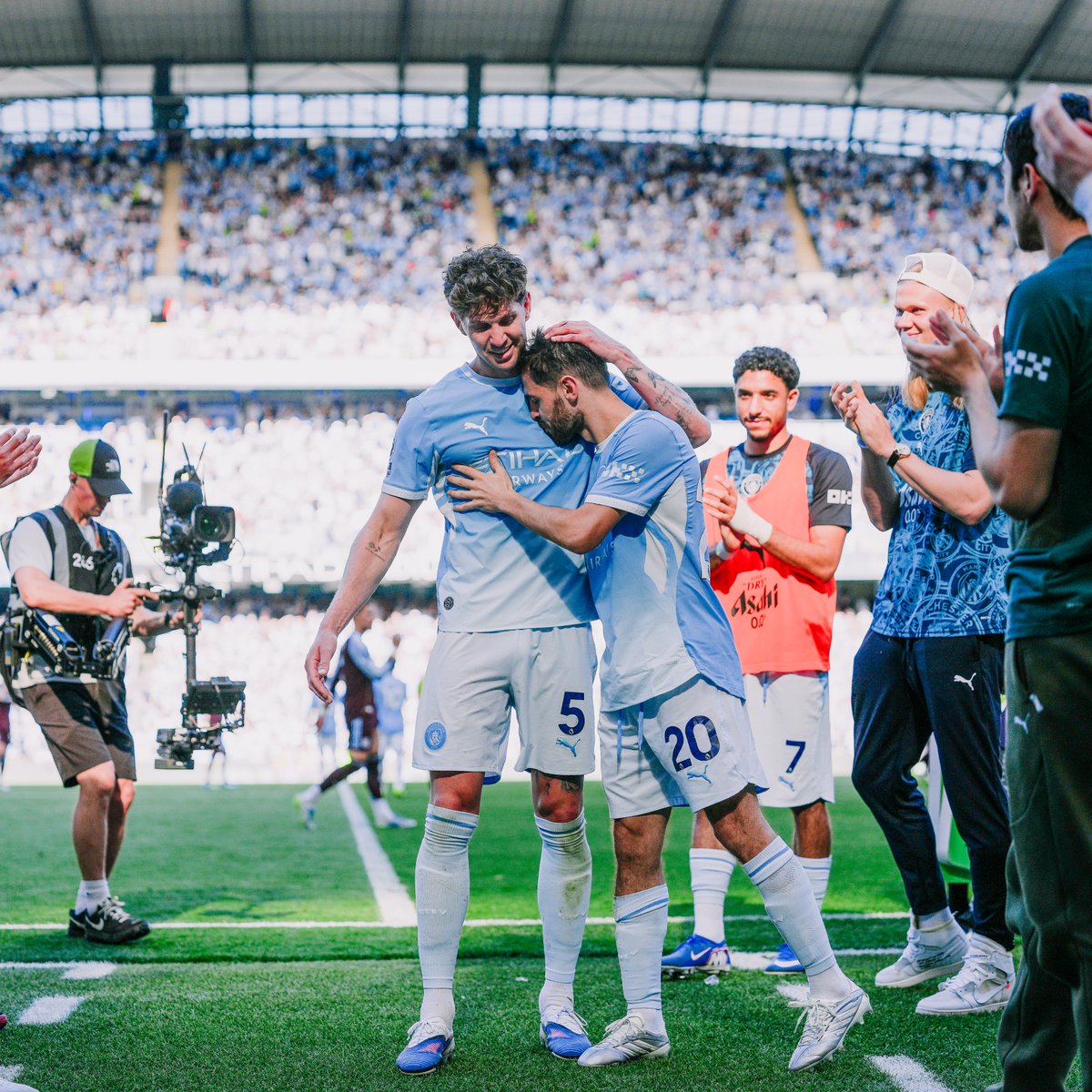 Manchester City tweet media