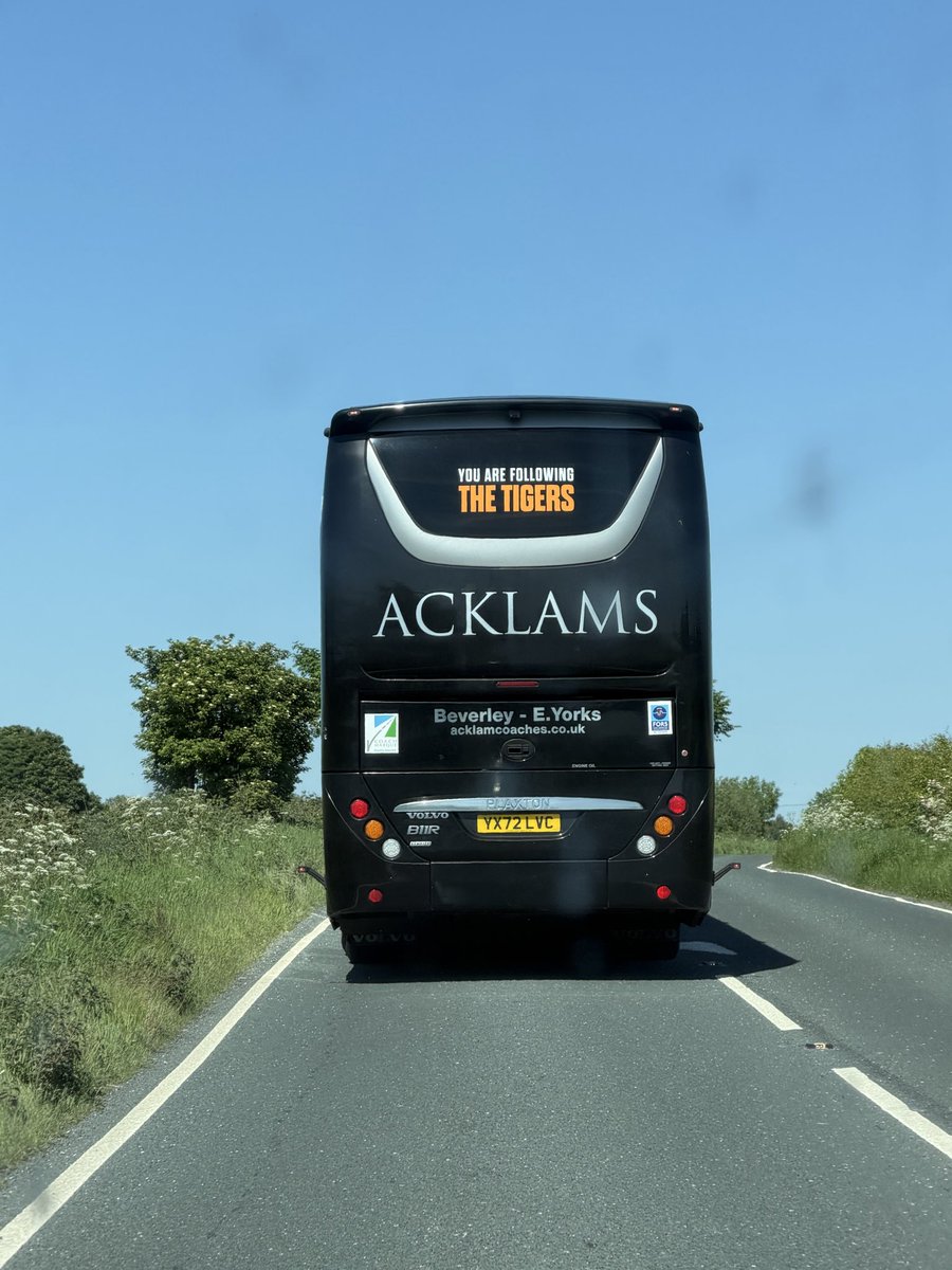 Plaaaard's tweet photo. warra weekend #hcafc https://t.co/SsQIKg9Rfg
