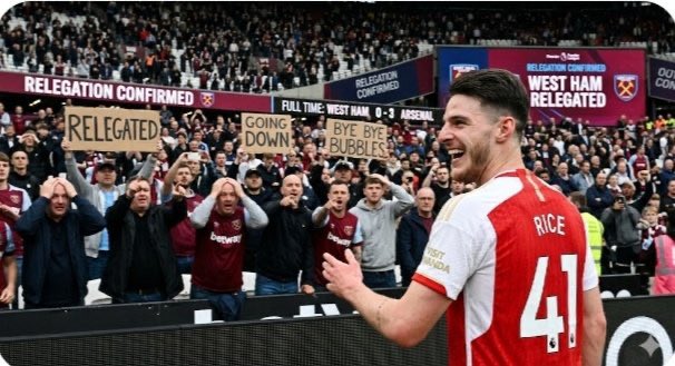barrythomas1981's tweet photo. @WestHam 😂😂😂😂😂😂😂😂😂😂😂😂😂 https://t.co/zekFTlMtqP