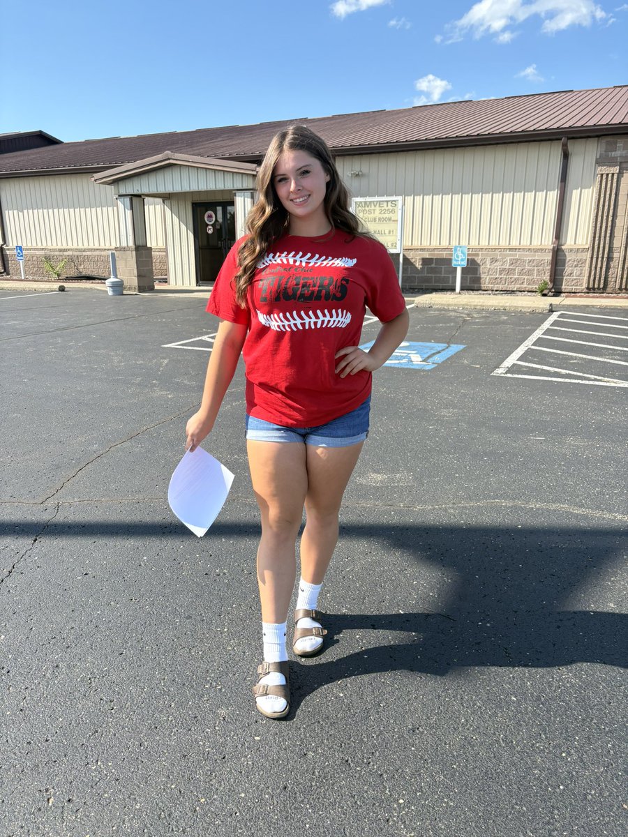 BayleeBridges28's tweet photo. Hello everyone! It’s game week! Our first game of the season will be at Mid Ohio Buckeye Cup in Marion, OH from May 29th-31st. 
@SamGuillaume17 @MorrisvilleSB @GC_SoftballTeam @kbradshaw12 @SoftballRio @GoKnightsSB @UPIKE_softball @hockingsoftball @OhioChr_SB @CoachKSoftball https://t.co/WAobnF3HiZ