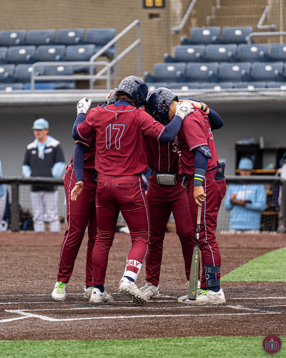 FDUKnightsBase's tweet photo. do you get déjà vu?

Hunter Ray hits number 3️⃣2️⃣ here at skylands‼️

#uKNIGHTED | #AEFTB | #WTD https://t.co/KPHPscgx6V