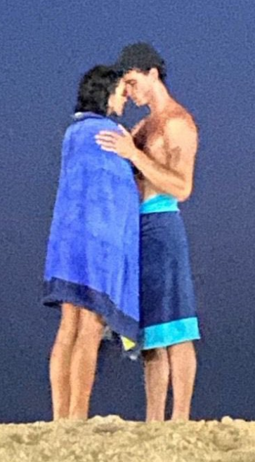 TaylorEras11's tweet photo. This isn't true, Shawn Mendes is dating actress Bruna Marquezine. Y'all need to grow up and stop making up fake gay rumors about him. This man was harassed since he was a kid. Enough is enough already. https://t.co/IfQrieaxvk