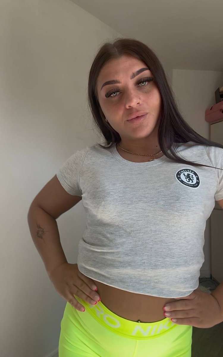 Becca tweet media