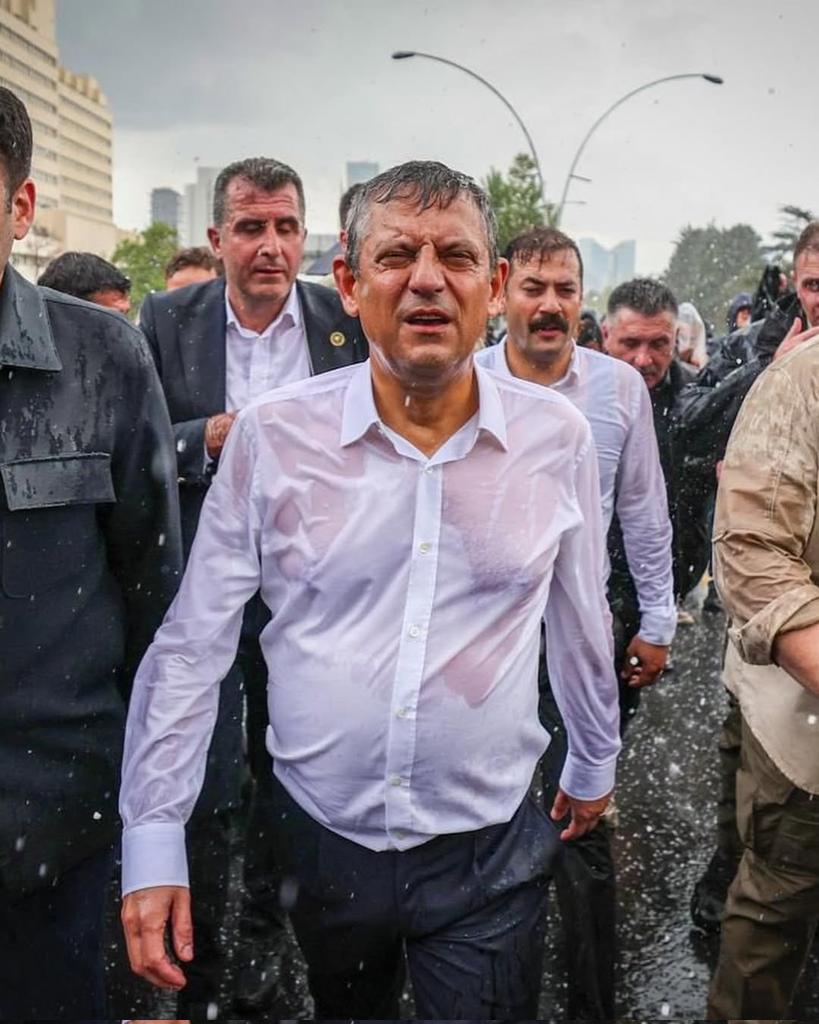 birsenaltuntas tweet media