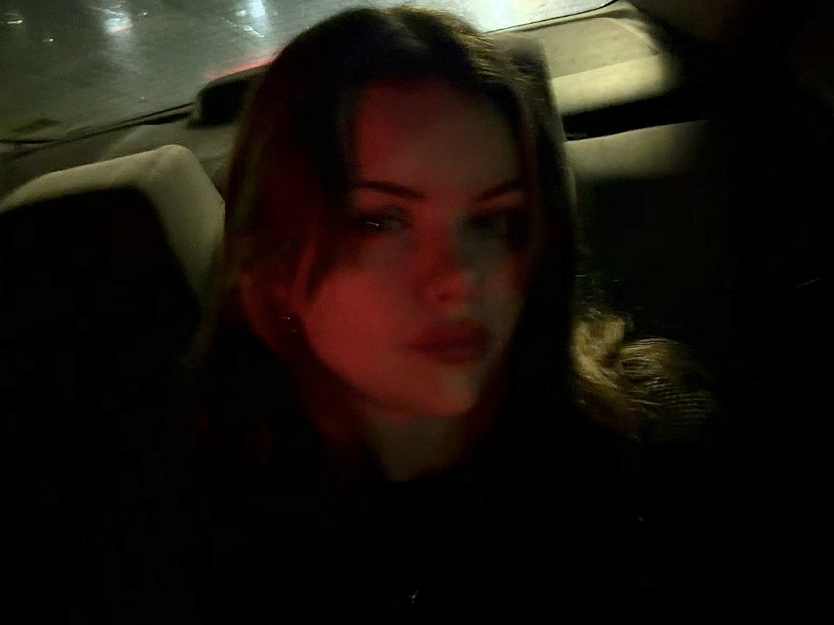 IrelyneM's tweet photo. intoxicated uber selfies 🦭 https://t.co/HXlUQ8oPrL