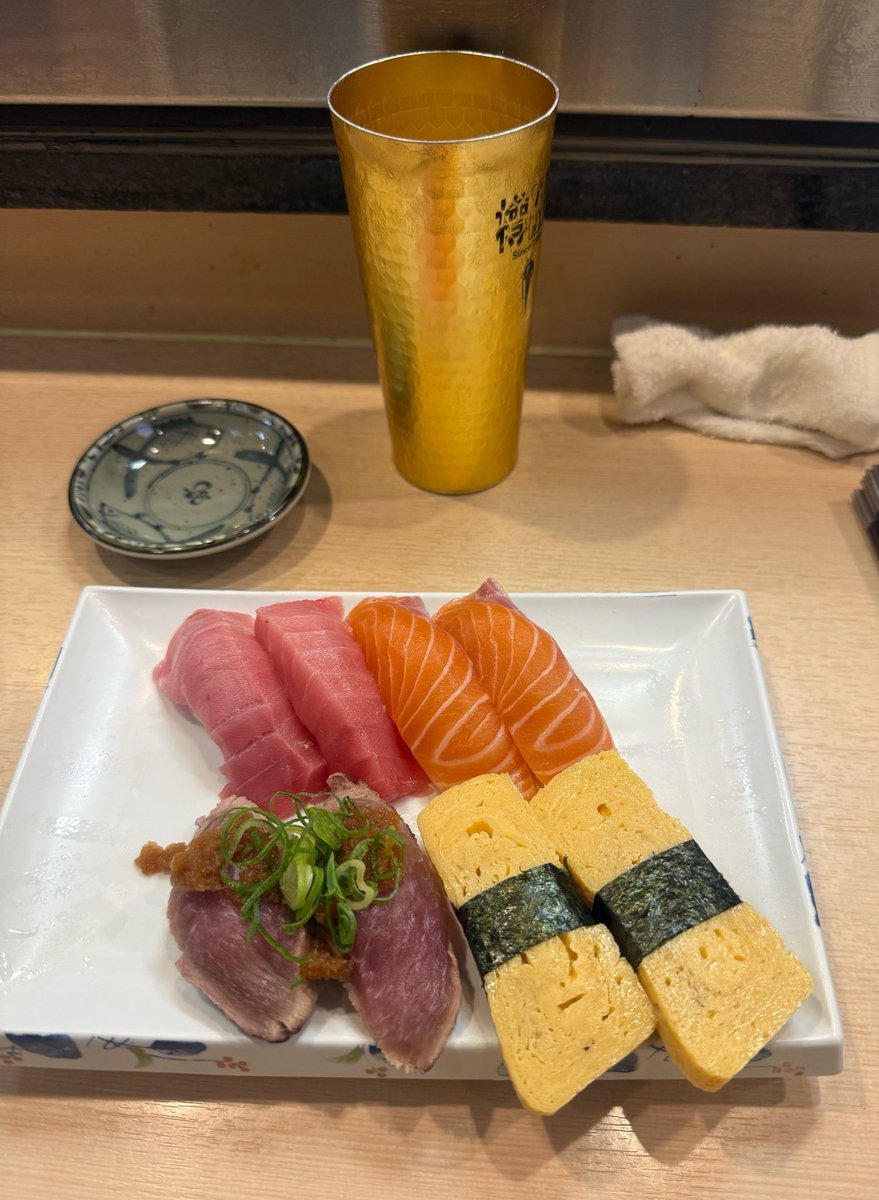 mi1idx's tweet photo. 참치가 입에서 그냥 녹아브러 ㅋㅋ
늦게 갔더니 품절인 게 많아서
맛난 거 더 많이 못 먹고 와서 아쉽 https://t.co/2IiVk2fNd6