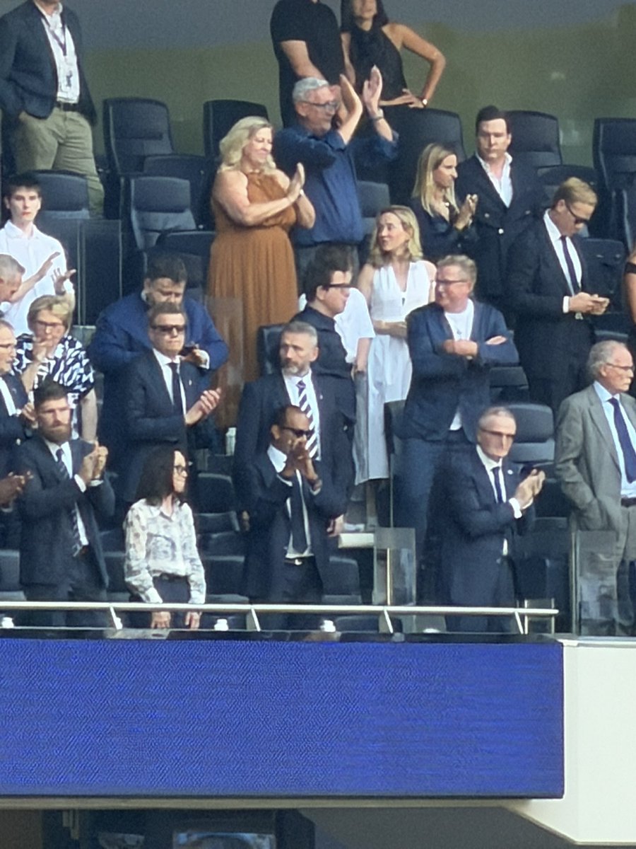 Conor_Noon's tweet photo. @SpursOfficial @BMM1882 Now get these frauds out https://t.co/GyeuRYpSui