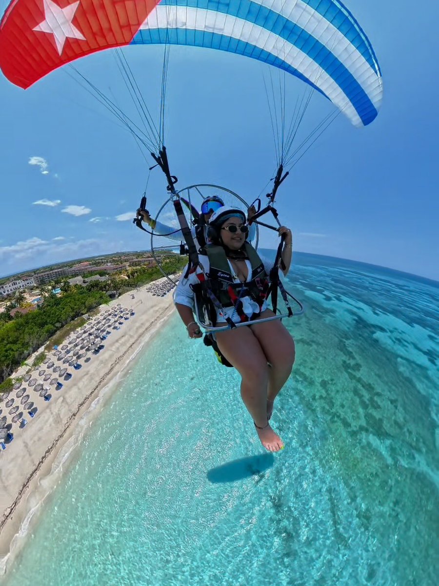 XInfotur's tweet photo. 😂 En las playas de Cuba el estrés no entra: solo sol, brisa y buena vibra. Perfecto para desconectar sin esfuerzo. INFOTUR es #TuPrimerPasoEnCuba 📲 https://t.co/JI8IILZ4J6

#InfoturCuba #CubaUnica #TuPrimerPasoEnCuba https://t.co/0GD8cFxvSN