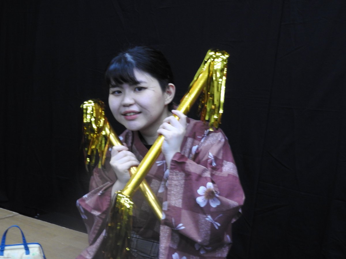prdbq903's tweet photo. 2026年５月24日 藤枝文化センターでの、劇団ZA公演
「隻眼の紅蓮丸・新演出版」に、様々なテーマ曲、参加呼びかけと、事前告知があったなかでも、しっかりと楽しめた今回の紅蓮丸でした、ここまで、報告❹、画像・最初に登場した悪者に追われる女性と、村人で計８人
２回に分けます　#隻眼の紅蓮丸 #劇団ZA #藤枝文化センター