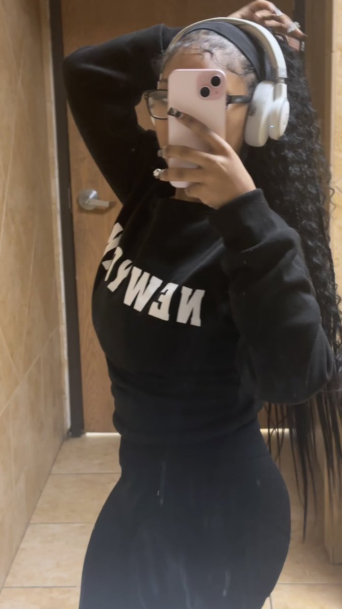 skai 🪽 ⊹₊⟡⋆ tweet media