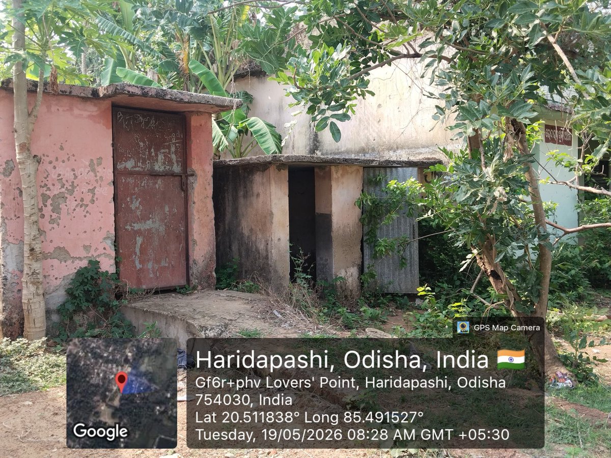 DharmanandaBeh4's tweet photo. Safe sanitation is not a Luxury, it is a right ❗❗
#saveharidapashischool
#educationForAll https://t.co/PNDBfwl3Iz