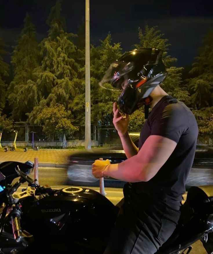 _yookies's tweet photo. passeio de motocs com um perturbado
(óia ele fazendo pose 🙀) https://t.co/i1sVu5euyc