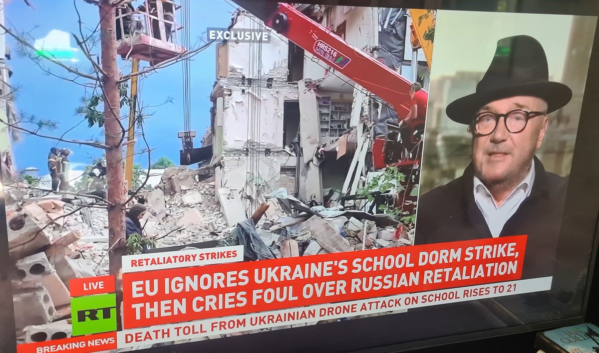 Global_idioti's tweet photo. Ukraina anfaller med drönare.
Slava Ukraine???
Men vad fan vad det dom träffade?
Sina egna!!! 
2014-2022 upprepas tydligen.
Den här gången blev det vedergällning från Ryssland.
Så in i helvete också.
RT är förbjuden media. Västmedia är korrupta.
USA har gett upp proxykriget
🇸🇪😎 https://t.co/wKlJdu6VGA
