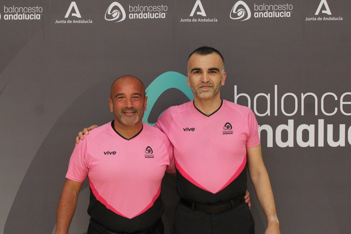 FAB_Malaga's tweet photo. ¡En breve comienza la final Sénior U22 Masculina! 🏆 #PlayoffsMálaga

@ColegioEP 🆚 @clubmbk    (19.30h)  

📺 https://t.co/RDUKIMSbuE
📊 APP Afición FAB 📊 https://t.co/9oCHPxqL1Q