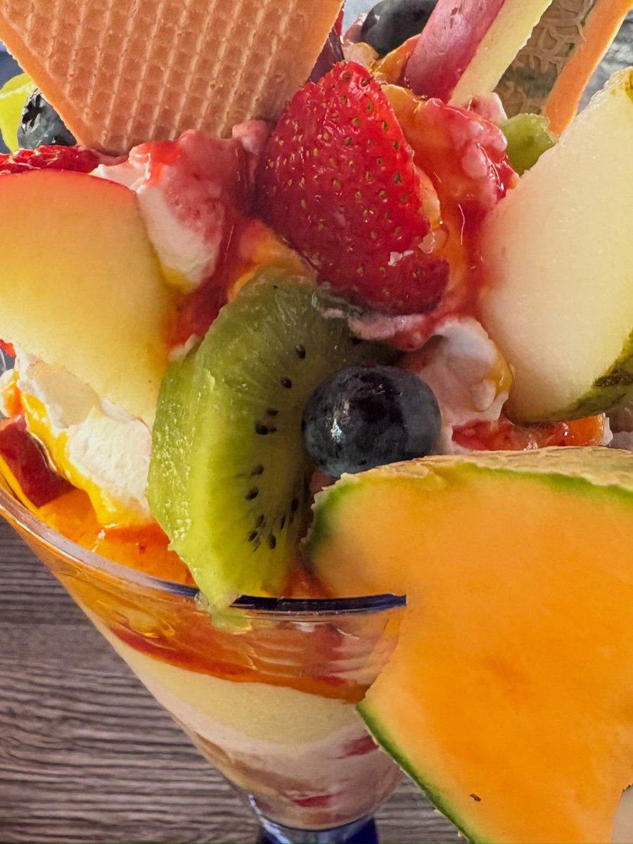 macgregor_tom's tweet photo. Eis und Hafen https://t.co/BvhokOFWCz