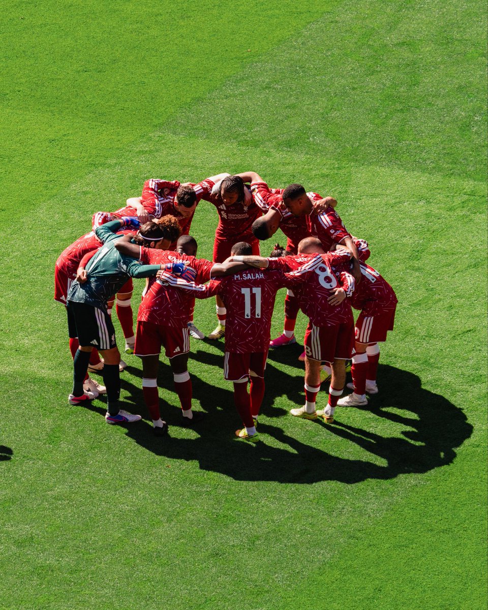andyyeoh's tweet photo. As a #Liverpool fan (I’ll forever be a Red), thank goodness the season’s over — one of the most underwhelming in recent history. Genuinely don’t know what to look forward to next season — but thankfully there’s #UCL

For now, farewell to two of the greats who’s ever put on the… https://t.co/BJrBoJh5ZC