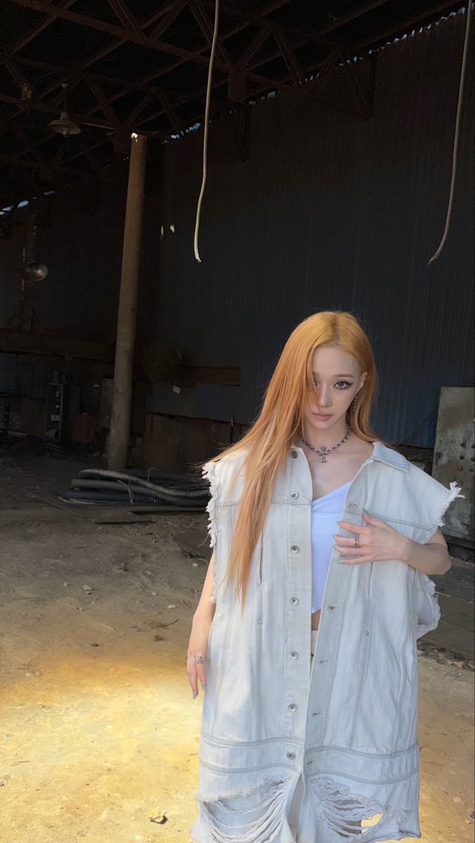 윈터얼트 tweet media