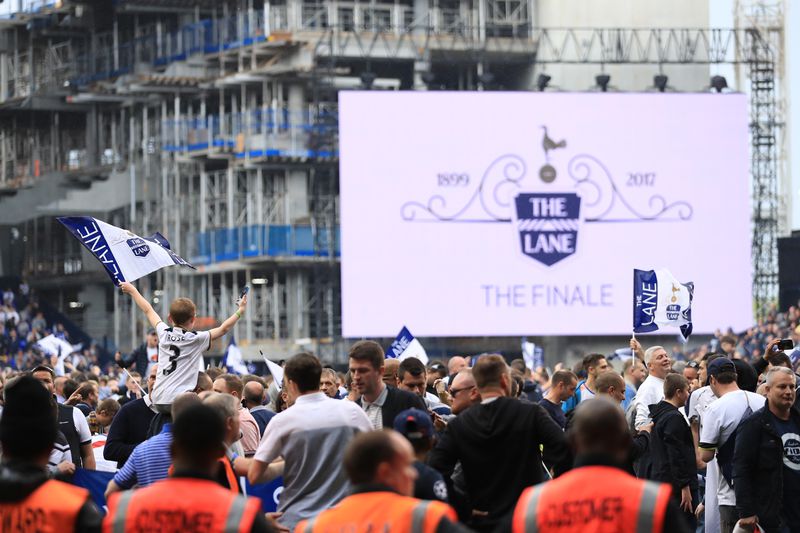 TottenhamARG__'s tweet photo. Este club es así, así de loco, por eso soy de este club, por eso elegí este club, y lo voy a alentar hasta el final.

Te amo Tottenham Hotspur, nunca me voy a arrepentir de este sentimiento.

Super Tottenham.
From the Lane. https://t.co/M8mRFii8pV