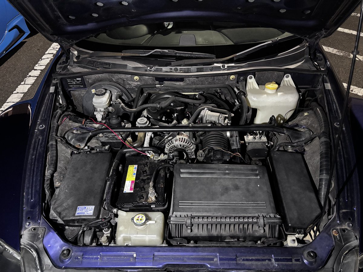 UaIHi4AUtwGukpg's tweet photo. RX8 5MT売ります
35万
エンジンのかかり絶好調
走行14万ぴったし
修復歴→ドリ車クオリティ
クスコ車高調はいってます‼️抜けなし‼️
後期対策品セルモーター、プラグ新品交換済み
自賠責1年半くらいついてるので仮ナンバー借りてきていただければ乗って帰れます
#車売ります https://t.co/8357wLrzDg