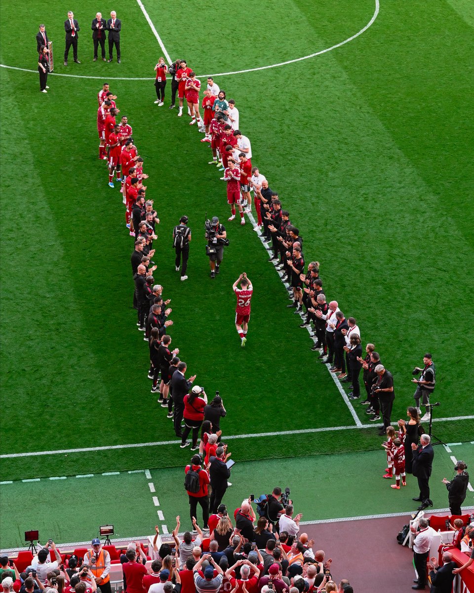 Liverpool FC tweet media