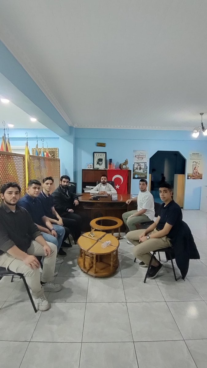 Siirtogretim's tweet photo. Ülkü Ocakları Siirt İl Başkanlığı Ortaöğretim Birimi olarak haftalık istişare toplantımızı gerçekleştirerek liselerimizdeki görev dağılımlarını yaptık.

Gençliğimizin milli ve manevi değerler doğrultusunda yetişmesi adına çalışmalarımıza azim ve kararlılıkla devam ediyoruz. https://t.co/Ur0CvkKHDa