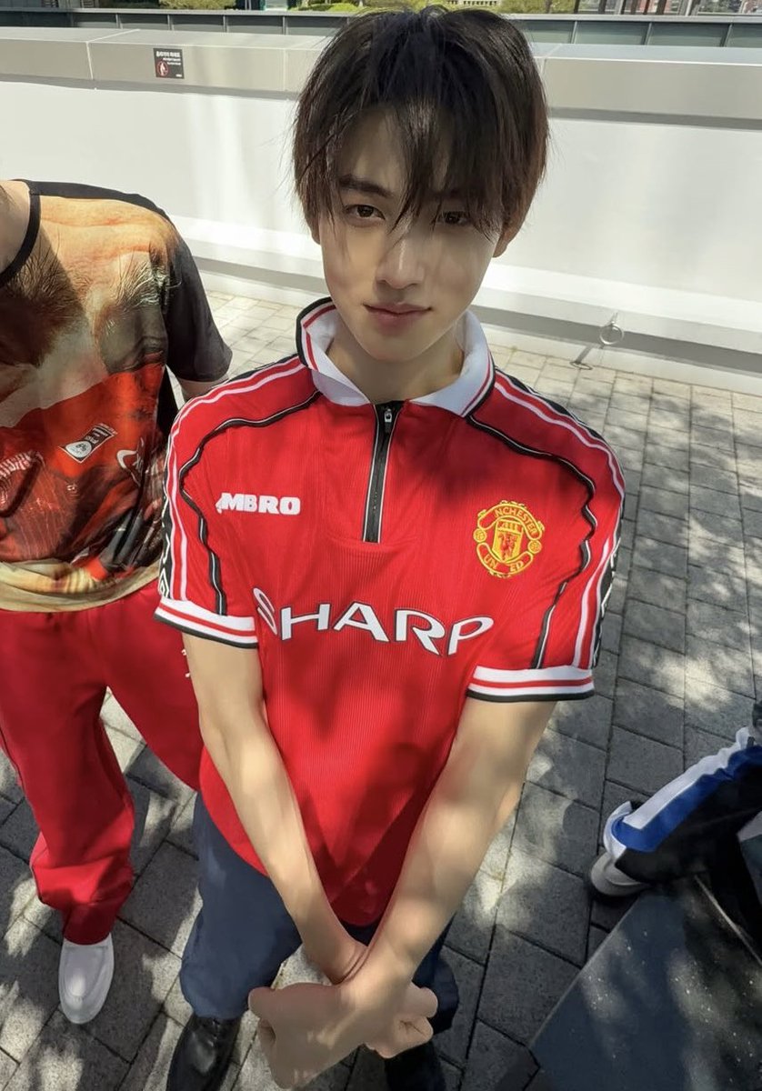 seonghyeon pics tweet media