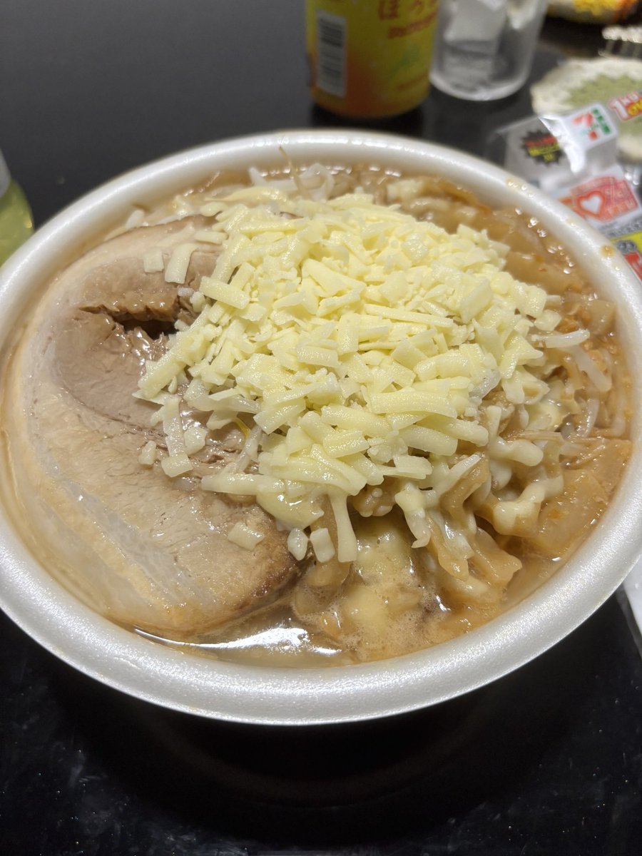 raycha_n's tweet photo. 飯テロ

いただきまーす🙋‍♀️ https://t.co/1mnhc1zddQ