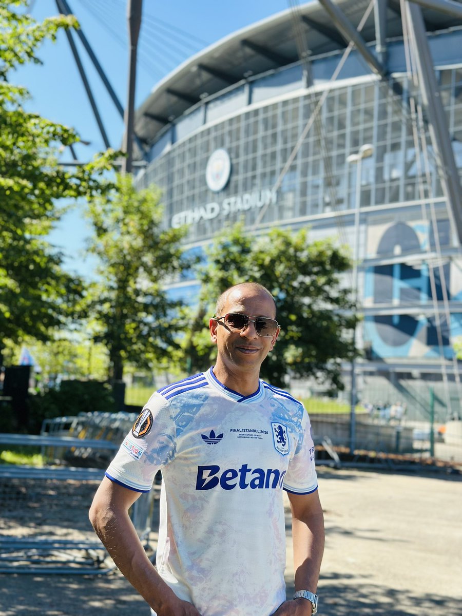 SamirGaibee's tweet photo. #Astonbulers 🇹🇷 at the Emptyhad! Villa party continues…… and slightly spoiling theirs!!! Signing off in 4th! Up The Villa !!!

#UTV 
#AVFC https://t.co/WfXmH0zaov