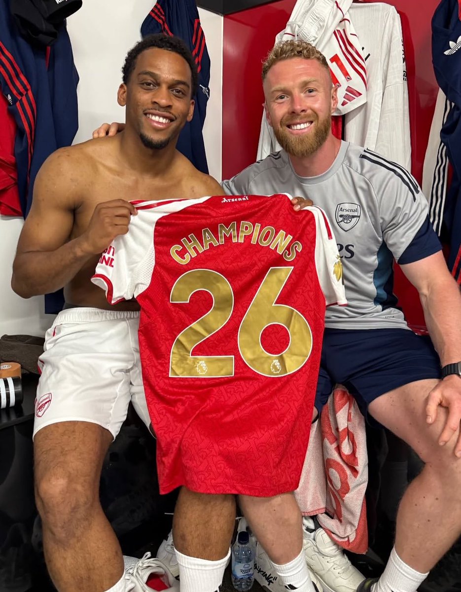DailyAFC tweet media