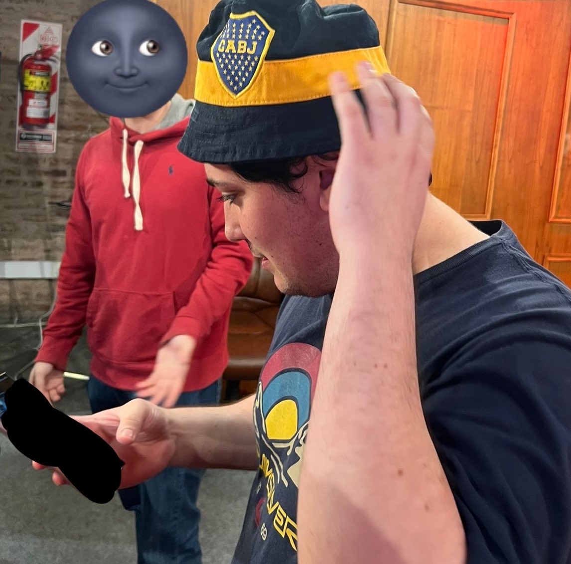 m a r i l ú tweet media