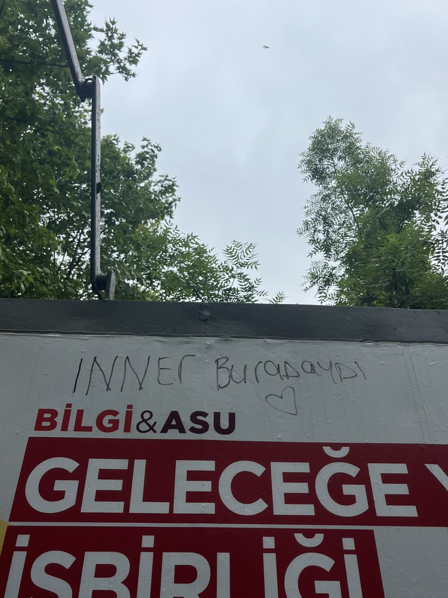 yasemin121314's tweet photo. #bilgidireniyor #BilgiliYalnızDeğildir https://t.co/N0VuEXt7TO