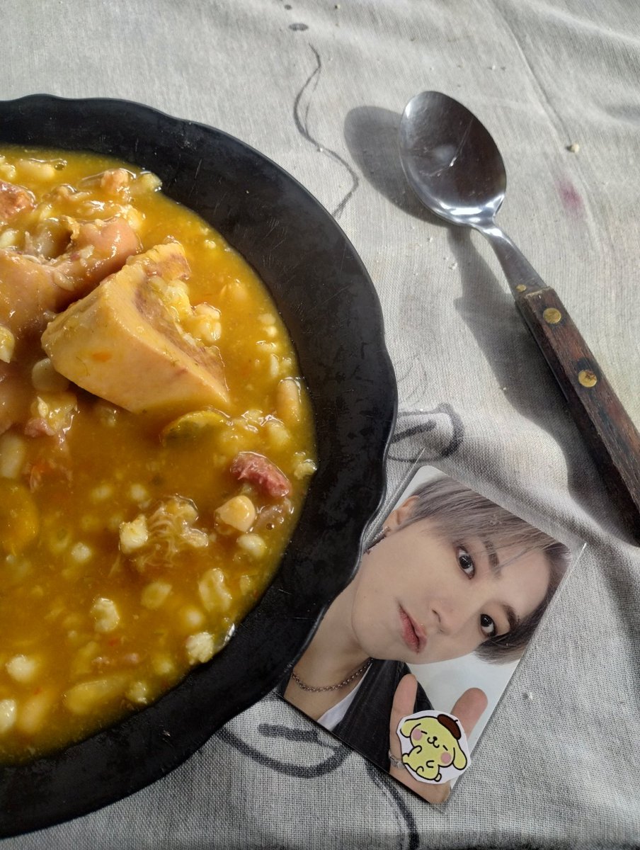 samu🛸 SKZ EN ARG 🇦🇷 tweet media
